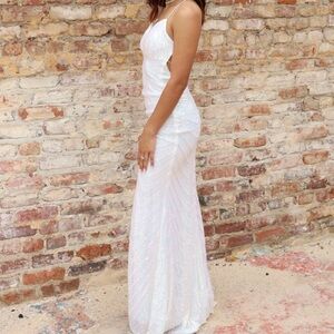 this white dress, only worn once, brand new!!